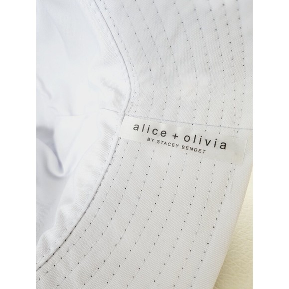 Alice + Olivia Reversible Bucket Hat Navy Daisy Flower NWT